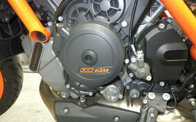 KTM 1290 SUPER DUKE R 2022 V3940