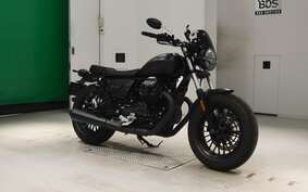 MOTO GUZZI V9 BOBBER 2022