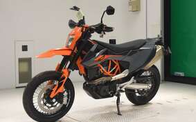 KTM 690 SMC R 2023