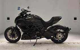 DUCATI DIAVEL Carbon 2011