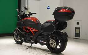 DUCATI DIAVEL Carbon 2013