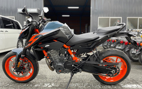 KTM 890 DUKE 2024 TU940