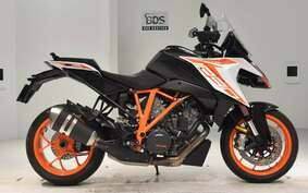 KTM 1290 SUPER DUKE GT 2020