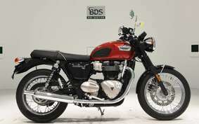 TRIUMPH BONNEVILLE T100 2020 AD70GD