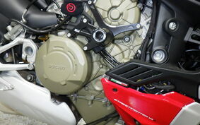 DUCATI STREETFIGHTER V4 S 2021