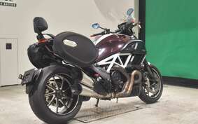 DUCATI DIAVEL Carbon 2015