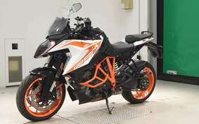 KTM 1290 SUPER DUKE GT 2020 V6940