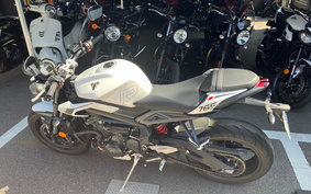 TRIUMPH STREET TRIPLE R 2023 HDA604