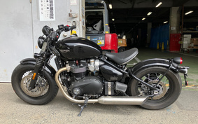 TRIUMPH BONNEVILLE BOBBER 2021 DAD84H