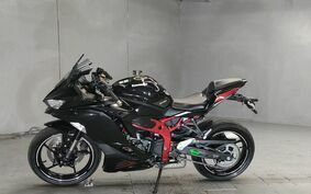 KAWASAKI ZX-25R ZX250E