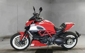 DUCATI DIAVEL 2014 G102J