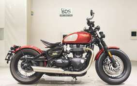 TRIUMPH BONNEVILLE BOBBER 2021