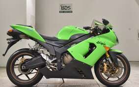 KAWASAKI NINJA ZX-6R 2005 ZX636C