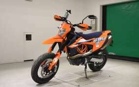 KTM 690 SMC R 2024