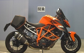 KTM 1290 SUPER DUKE R 2015 V3940