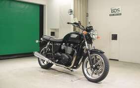 TRIUMPH BONNEVILLE 2015