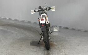 SUZUKI DR250R SJ45A