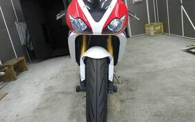 TRIUMPH DAYTONA 675 2010