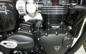 TRIUMPH BONNEVILLE T120 2022