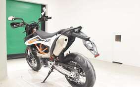 KTM 690 SMC R 2024