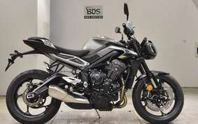 TRIUMPH STREET TRIPLE R 2023