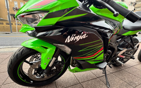 KAWASAKI Ninja ZX-4RR KRT ED 2023 ZX400P