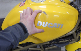 DUCATI MONSTER 400 2000