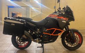 KTM 1290 SUPER ADVENTURE S 2021 V7940