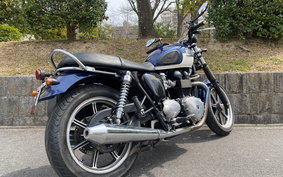 TRIUMPH BONNEVILLE SE 2011 TJ9107