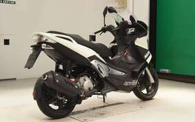 APRILIA SR MAX 125 M357