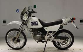 SUZUKI DJEBEL 200 (DR200SE) SH42A