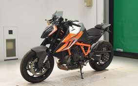 KTM 1290 SUPER DUKE R 2023 V3940