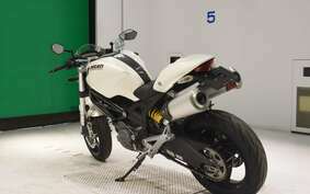 DUCATI MONSTER 696 + 2008