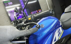 SUZUKI GIXXER 150 ED13N