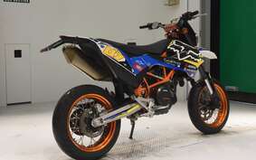 KTM 690 SMC R 2014