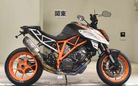 KTM 1290 SUPER DUKE R 2017 V3940