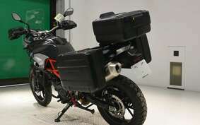 BMW F700GS