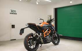 KTM 390 DUKE 2024