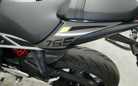 TRIUMPH STREET TRIPLE R 2023