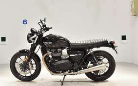 TRIUMPH STREET TWIN AD74GD