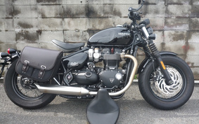 TRIUMPH BONNEVILLE BOBBER 2021 DAD84H