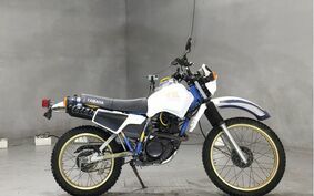 YAMAHA XT200 23J