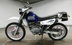 SUZUKI DJEBEL 200 (DR200SE) SH42A