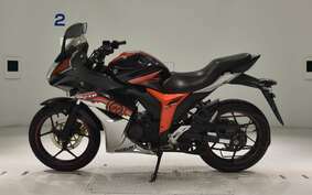 SUZUKI GIXXER 150 SF