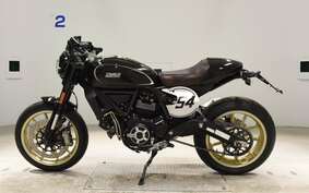 DUCATI SCRAMBLER CAFE RACER 2018 KC03J