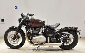 TRIUMPH BONNEVILLE BOBBER 2020 AD76HW