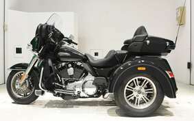 HARLEY FLHTCUTG TRIKE 2014