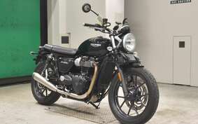 TRIUMPH STREET TWIN 2018