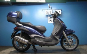 PIAGGIO BEVERLY 200 M282