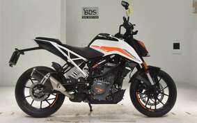 KTM 390 DUKE 2024